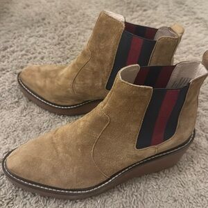 Cecelia Gemma Ankle Boots Size 7M Tan Suede